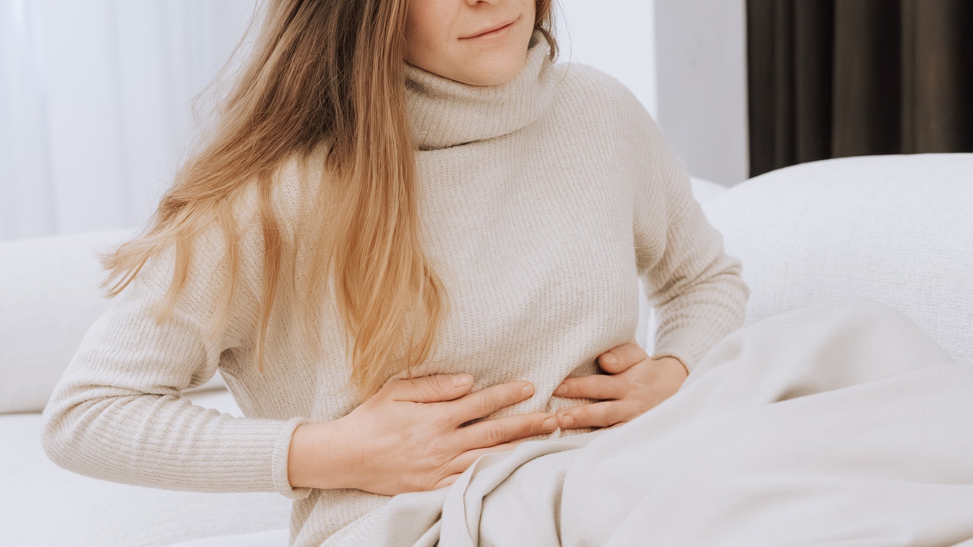 Period Flu: warum dich vor der Periode das PMS-Erkältungs-Symptom trifft